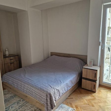 Comfy Center Apartment Skopje Eksteriør billede