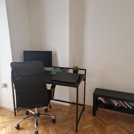 Comfy Center Apartment Skopje Eksteriør billede