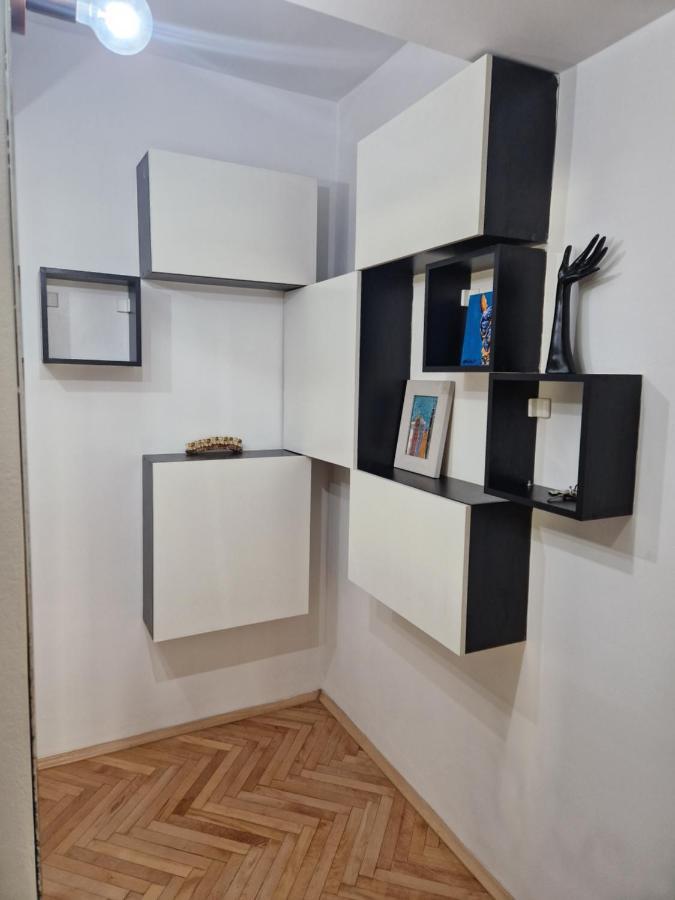 Comfy Center Apartment Skopje Eksteriør billede