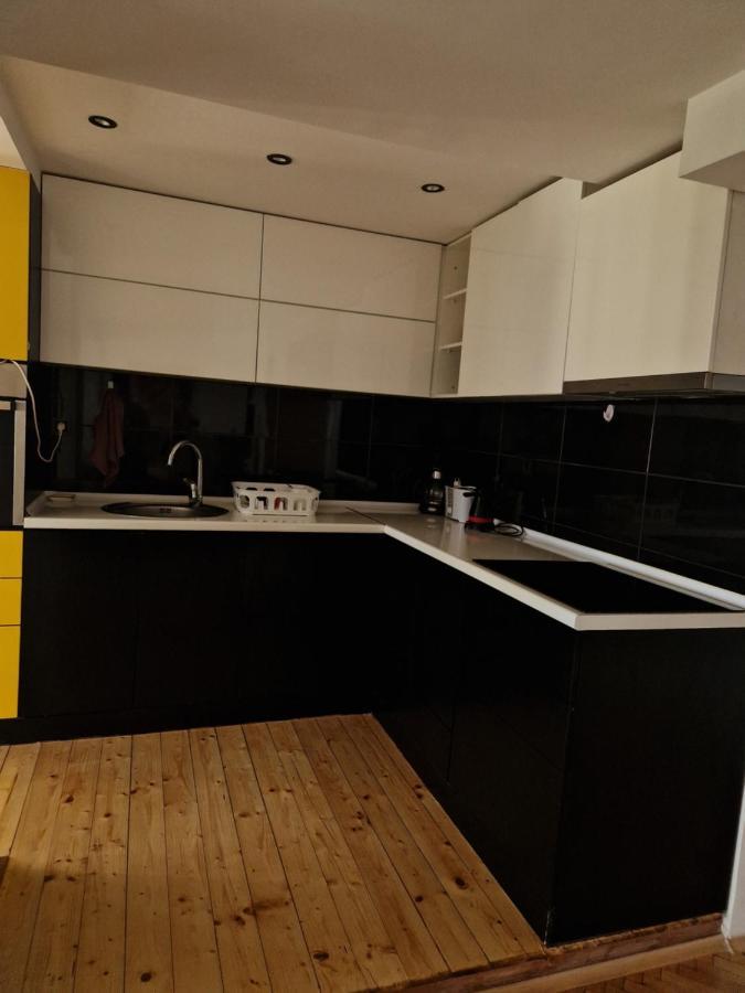 Comfy Center Apartment Skopje Eksteriør billede